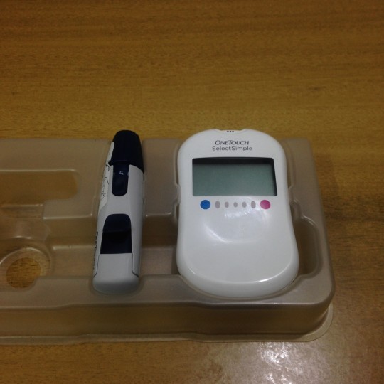 one touch select simple glucometer